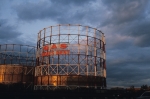 Gas tank